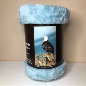 Bald Eagle Throw Blanket - Super Soft - Brand New